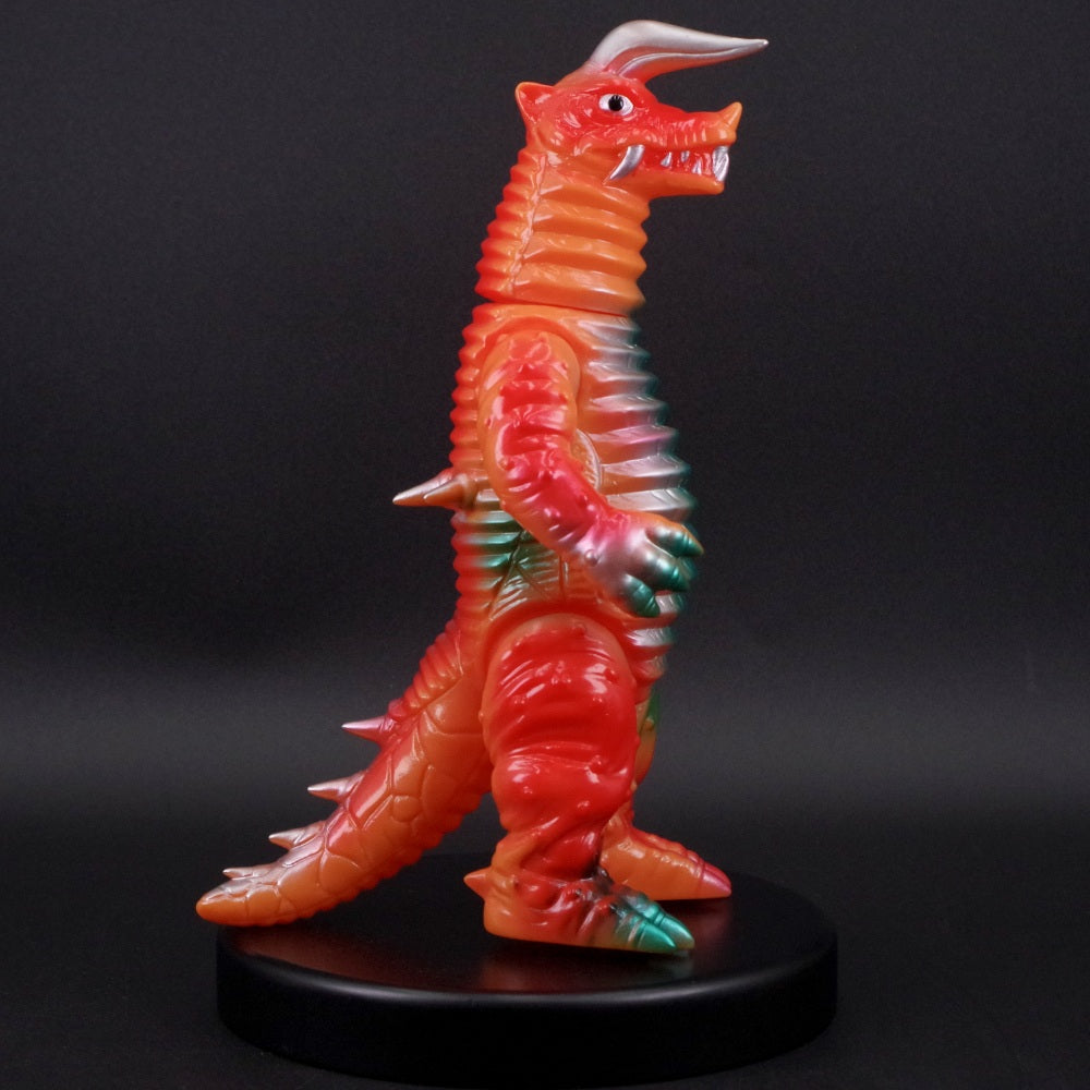 [Reception closed] Gigan (Red color) / BULLMARK [Soft Vinyl]