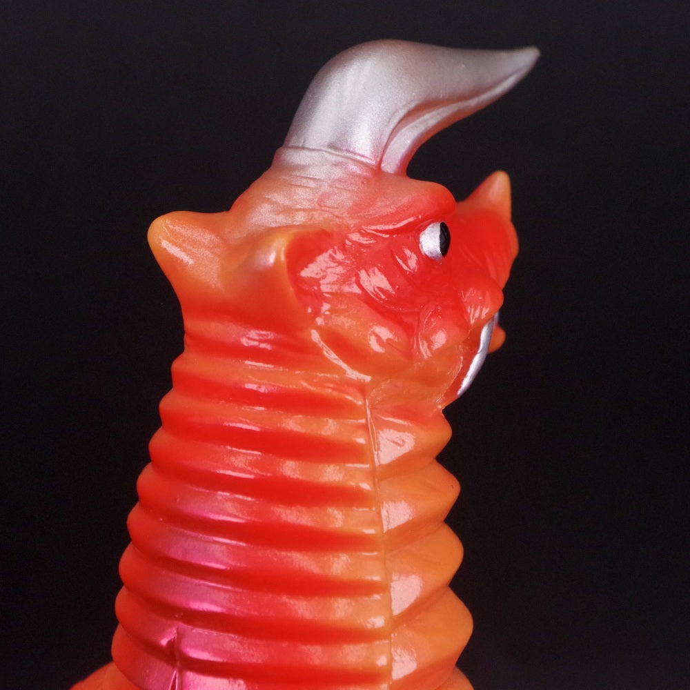 [Reception closed] Gigan (Red color) / BULLMARK [Soft Vinyl]