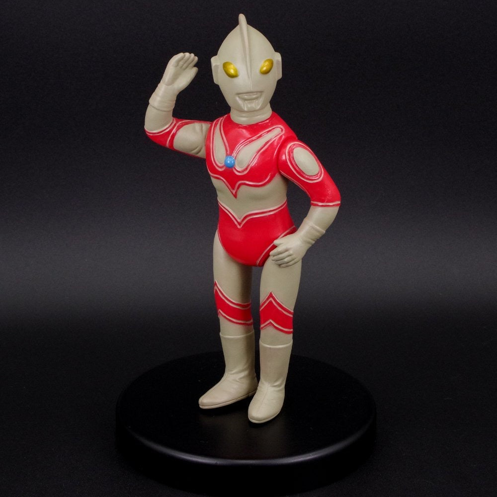 [Reception closed] Gigan (Red color) / BULLMARK [Soft Vinyl]