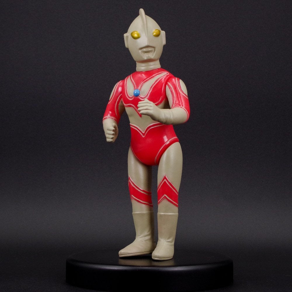 [Reception closed] Gigan (Red color) / BULLMARK [Soft Vinyl]