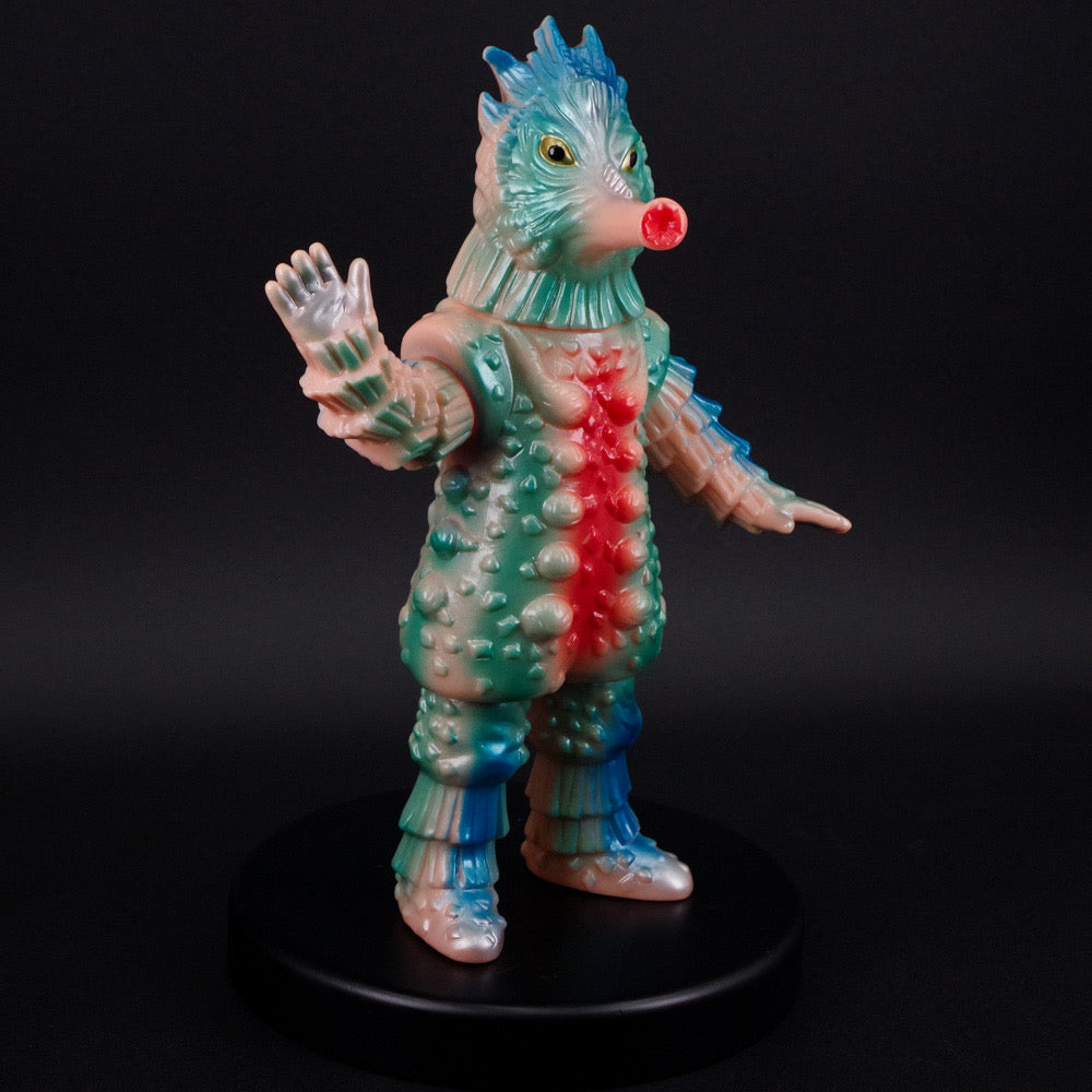 [Reception closed] Gigan (Red color) / BULLMARK [Soft Vinyl]